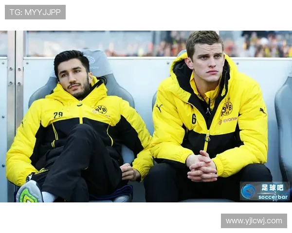 多特700万签下普拉特斯后卫